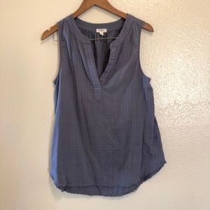Anthropologie Dylan Sleeveless Blouse w Frayed Hem